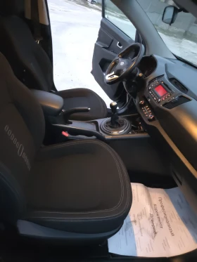 Kia Sportage 4?4 2000куб.163к.с., снимка 16