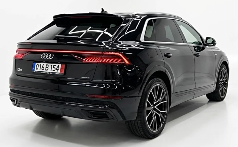 Audi Q8 5.0TDI#3xSLINE#B&O#MATRIX-LASER#PODGREV#OBDUH#PANO, снимка 4 - Автомобили и джипове - 52770972
