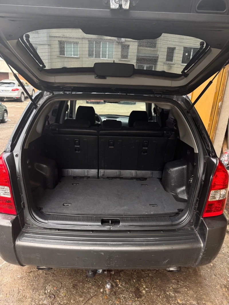 Hyundai Tucson, снимка 4 - Автомобили и джипове - 53397372
