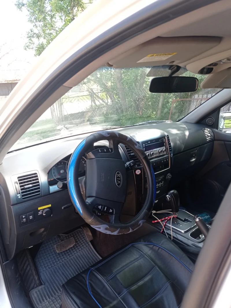 Kia Sorento 2.5, снимка 9 - Автомобили и джипове - 53458388