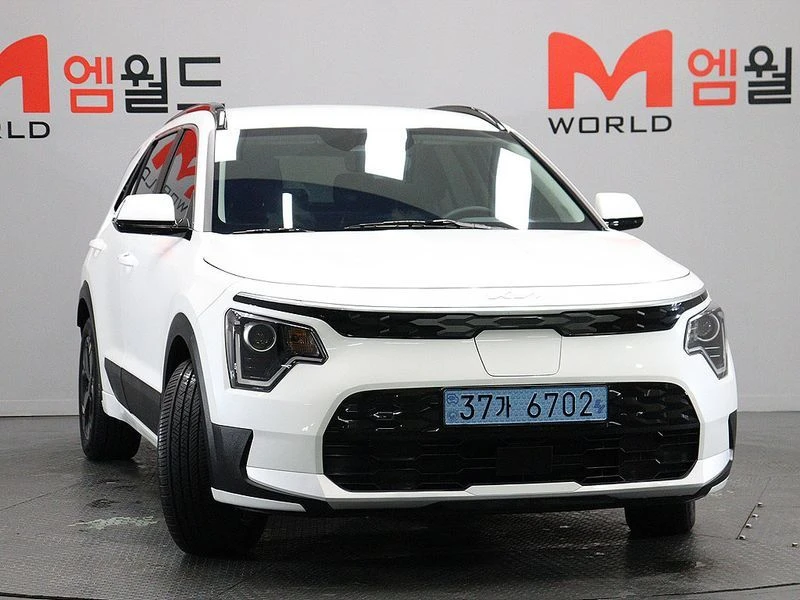 Kia Niro 65kW* ОБДУХВАНЕ* ПОДГРЕВ, снимка 2 - Автомобили и джипове - 54319714