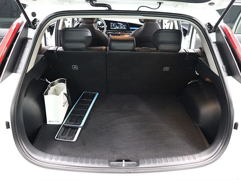 Kia Niro 65kW* ОБДУХВАНЕ* ПОДГРЕВ, снимка 5 - Автомобили и джипове - 54319714