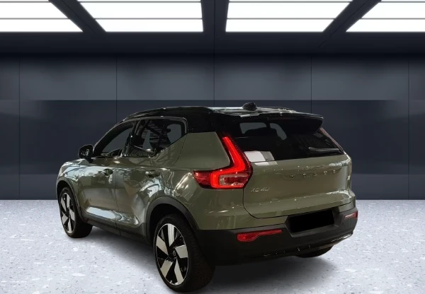 Volvo XC40 Recharge AWD = Plus = Гаранция, снимка 2 - Автомобили и джипове - 55099631