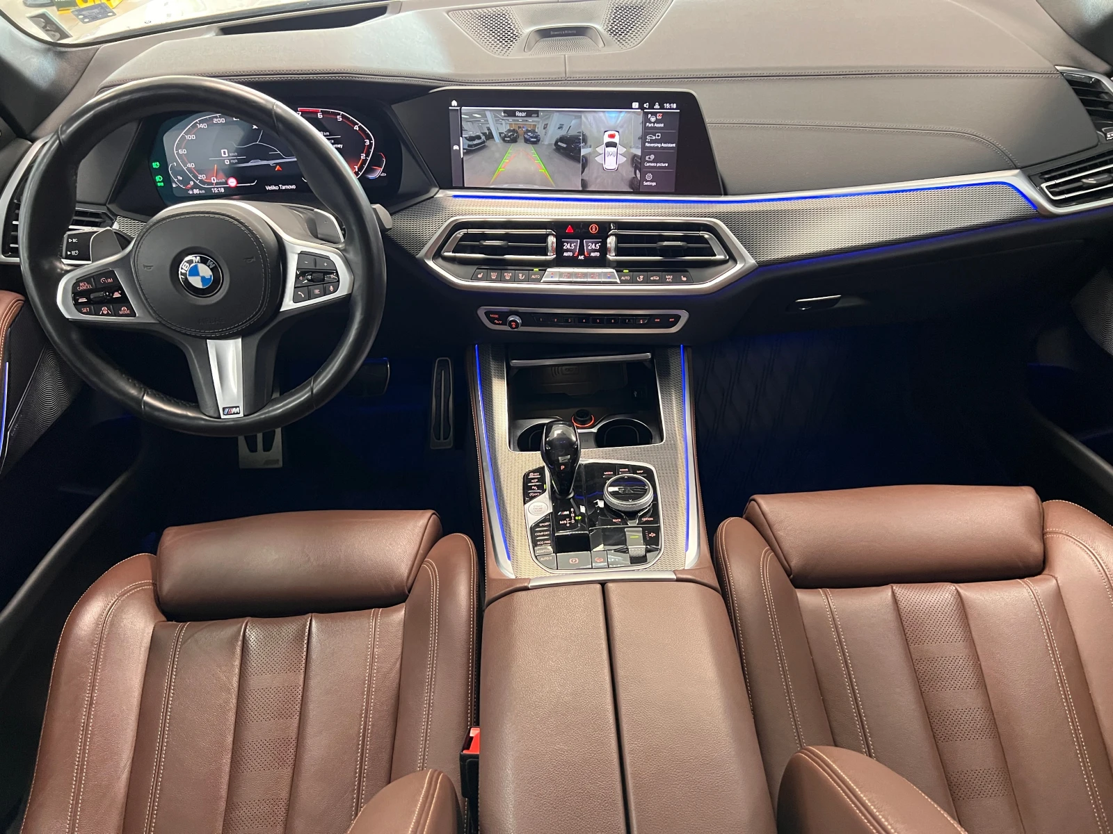 BMW X5 M50i xDrive - изображение 10