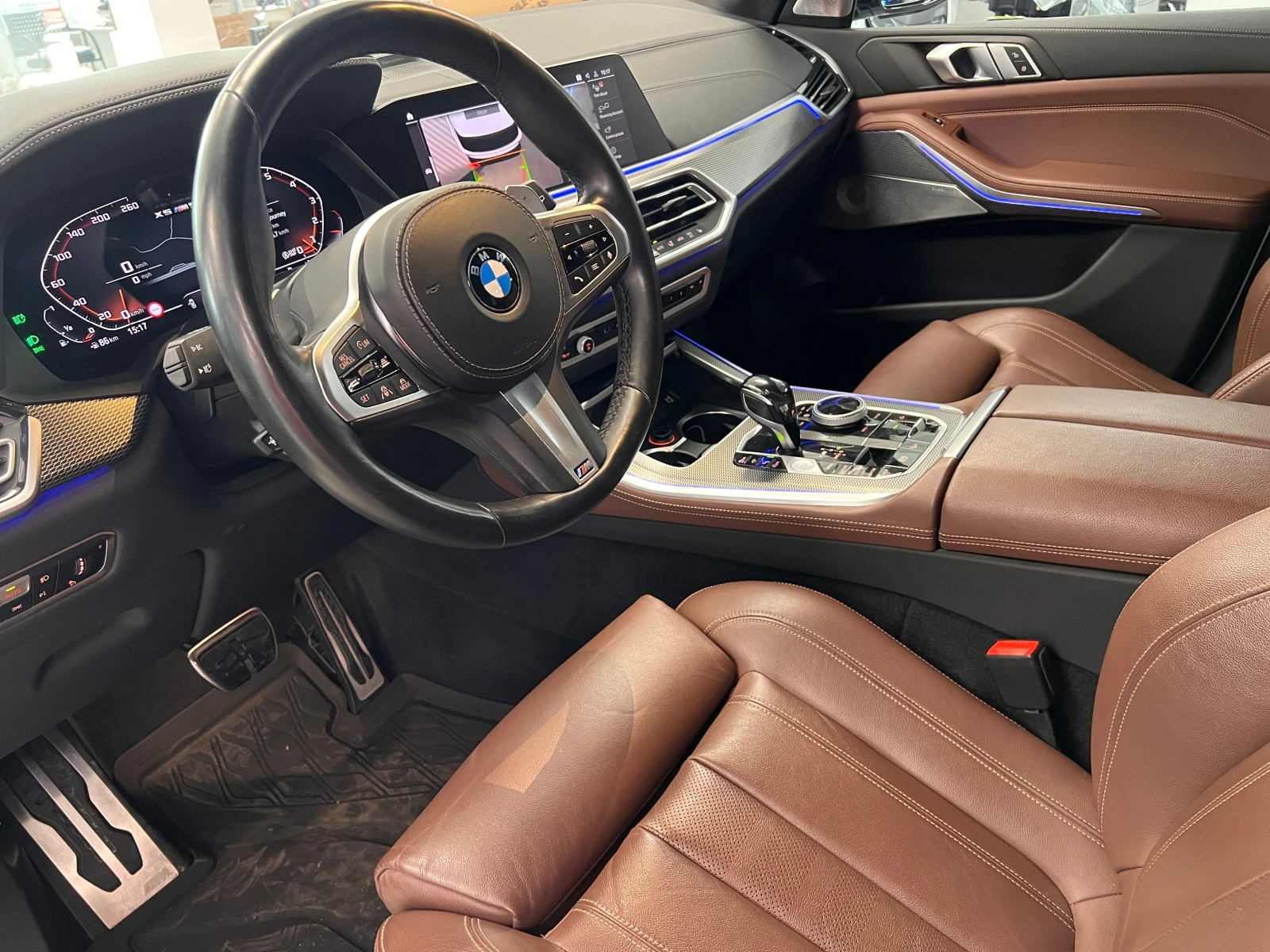 BMW X5 M50i xDrive - изображение 7