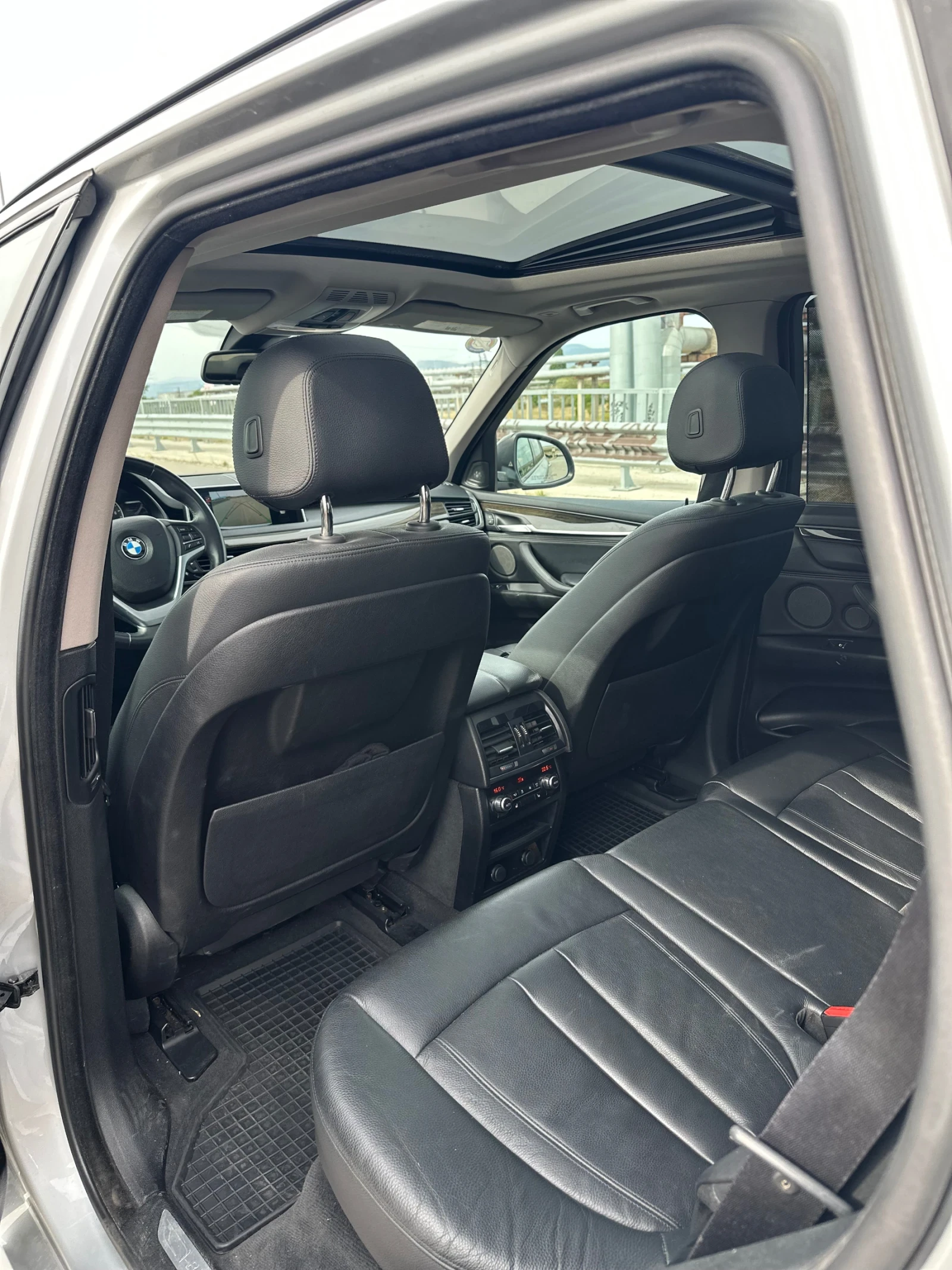 BMW X5 3.5i - изображение 10