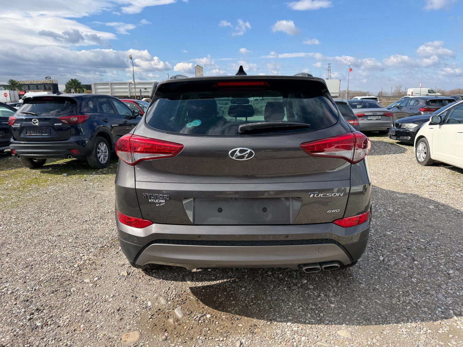 Hyundai Tucson 2.0 CRDI 4X4 - изображение 6