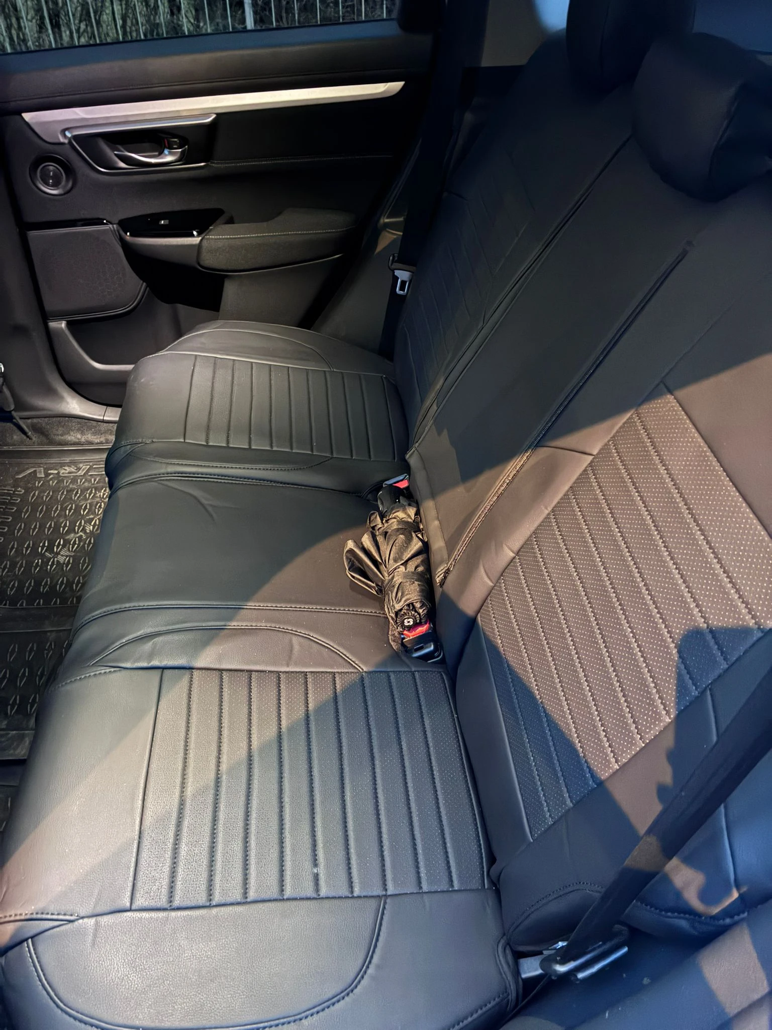 Honda Cr-v 2.0 HEV, снимка 6 - Автомобили и джипове - 53969305