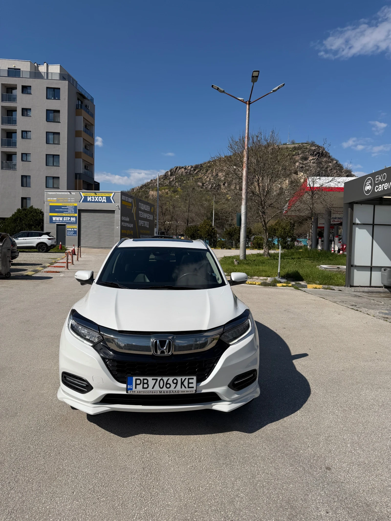 Honda Hr-v 1.8 i-vitec Touring, снимка 1 - Автомобили и джипове - 54097884