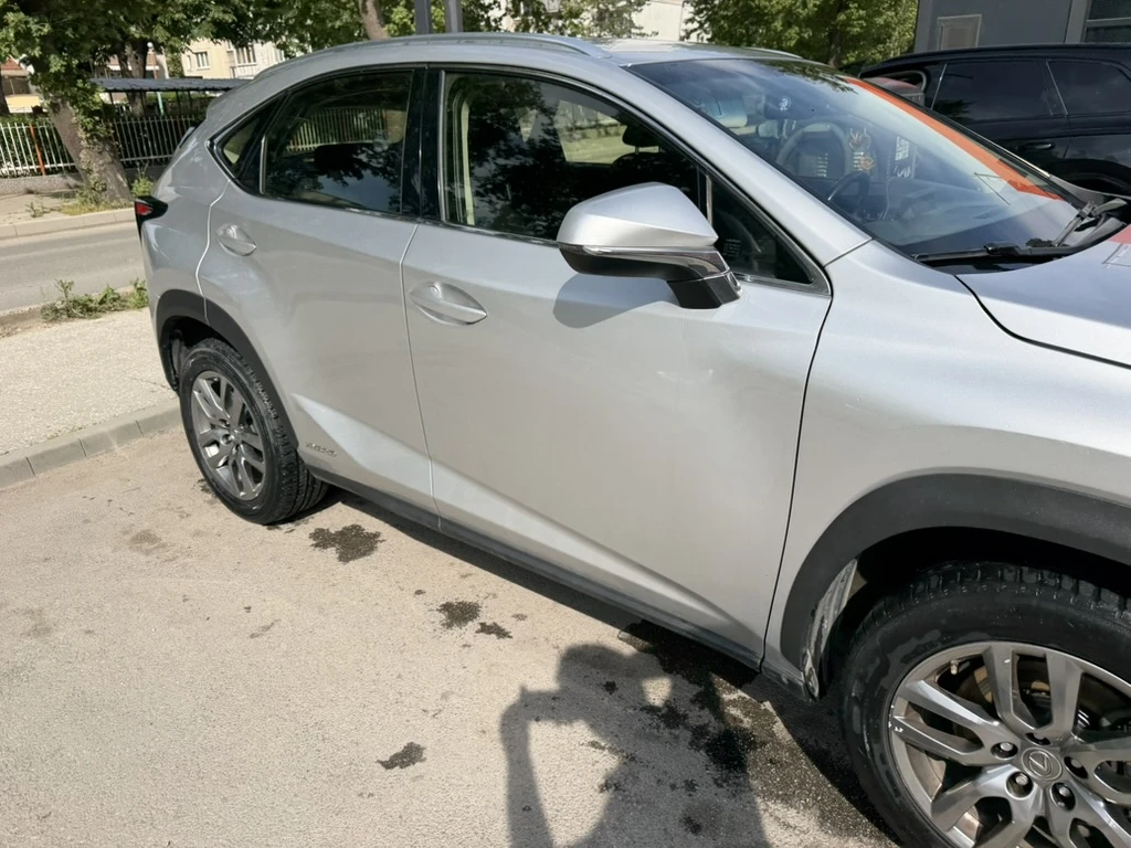 Lexus NX 300h, снимка 7 - Автомобили и джипове - 54809163