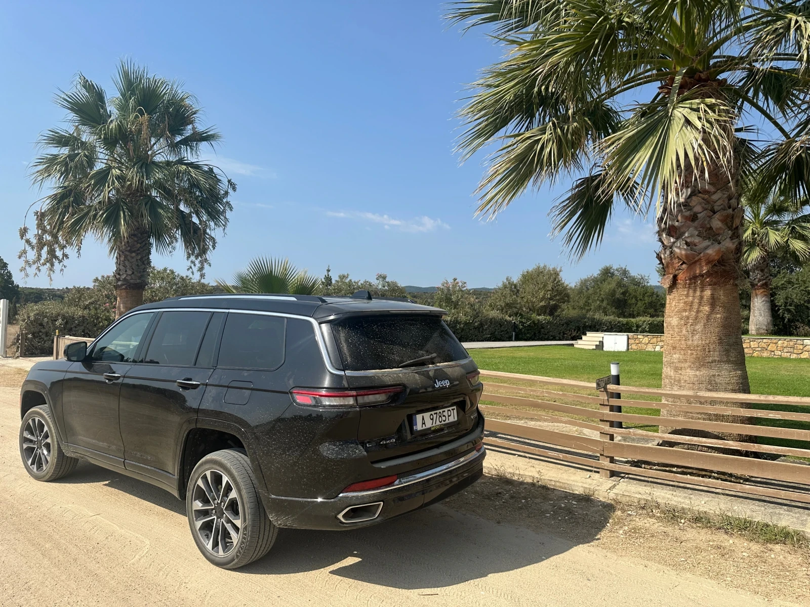 Jeep Grand cherokee Overland WL, снимка 3 - Автомобили и джипове - 55604162