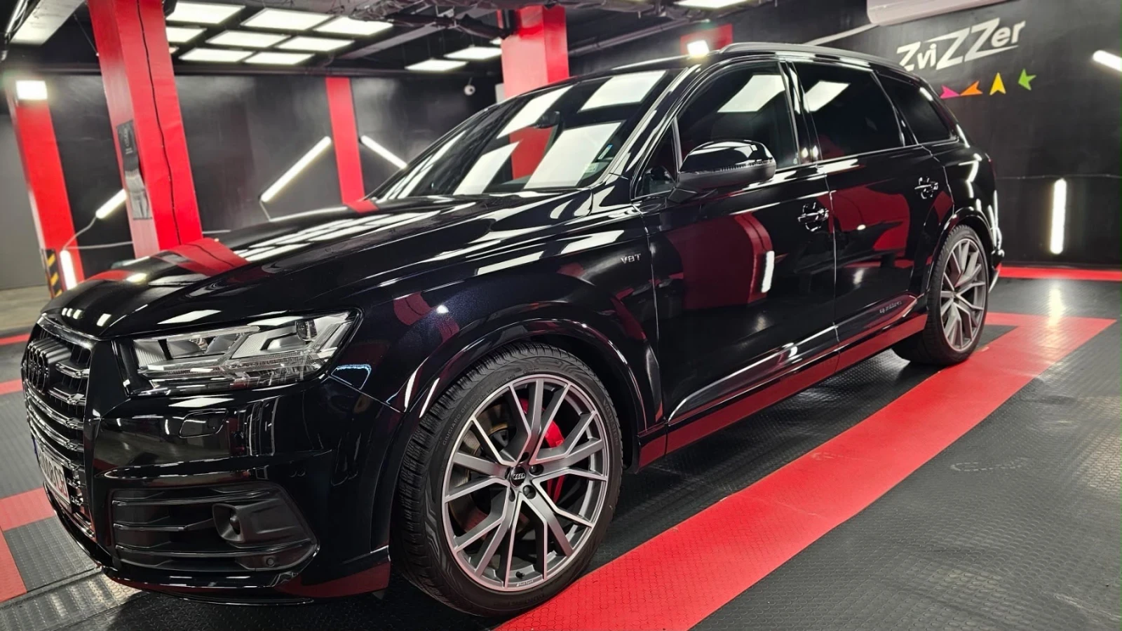 Audi SQ7 ПЕРФЕКТНА! CARBON, снимка 5 - Автомобили и джипове - 55754607
