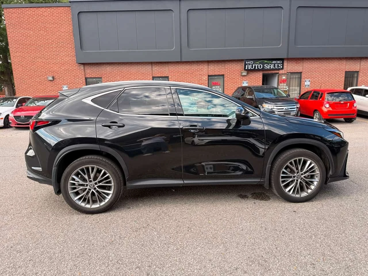 Lexus NX 350h CARFAX, снимка 3 - Автомобили и джипове - 55787262
