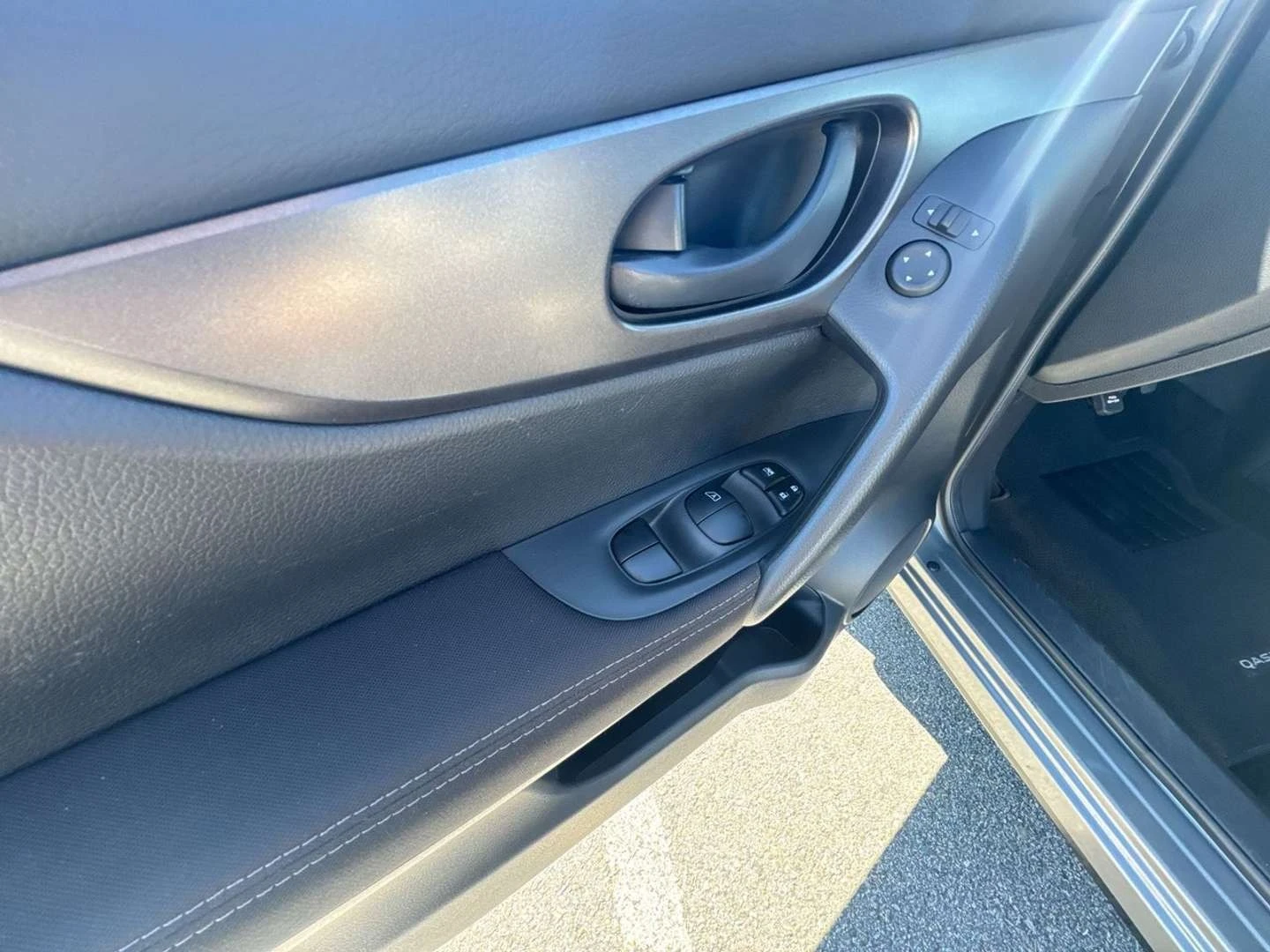 Nissan Qashqai 4x4/CARFAX/������/�� ���������������� | Mobile.bg � ����������� 16