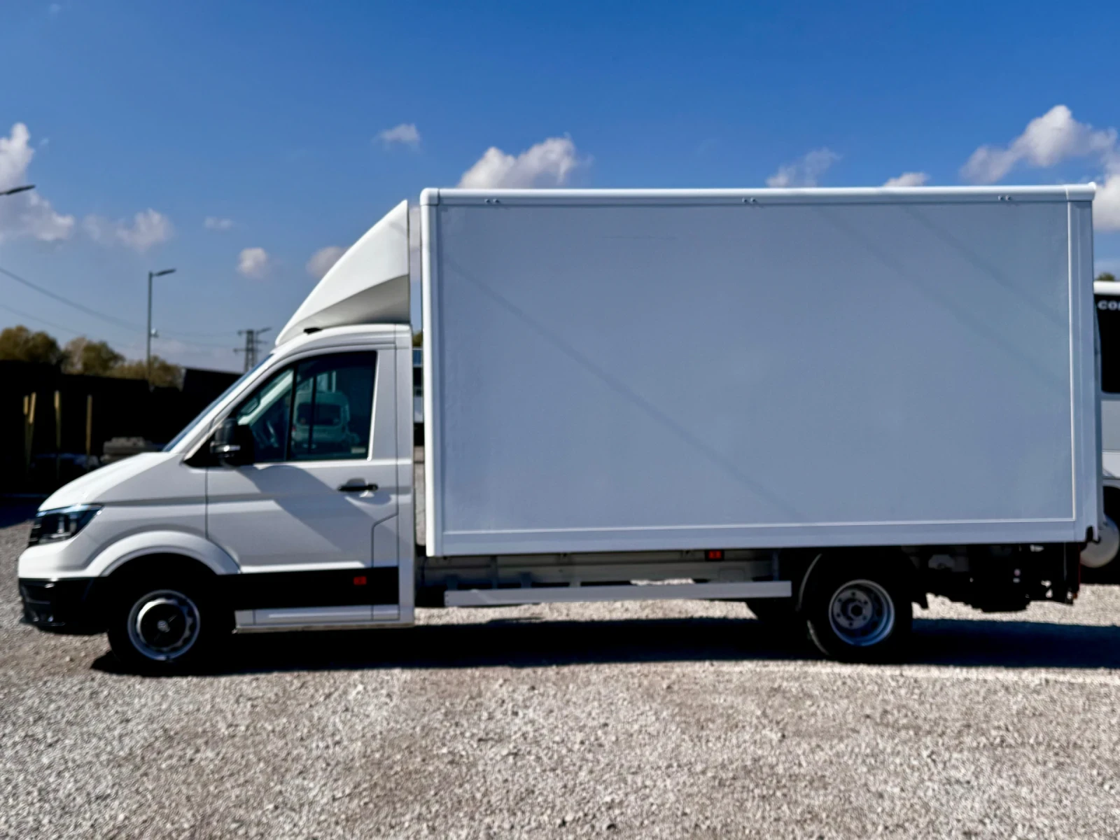 VW Crafter Пълна история | Падащ борд | Обслужен - изображение 3