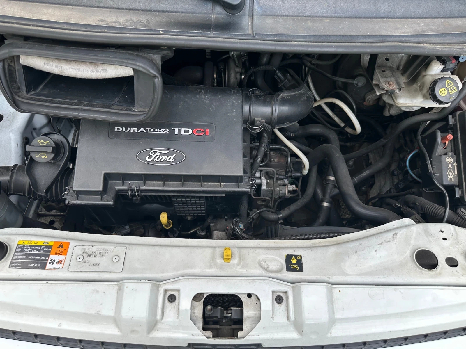 Ford Transit 2.2 110 �.�. 8+ 1 �������� 2 �������� �����  | Mobile.bg � ����������� 17