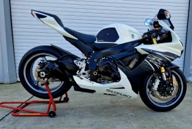 Suzuki Gsxr Suzuki gsxr 600 L8