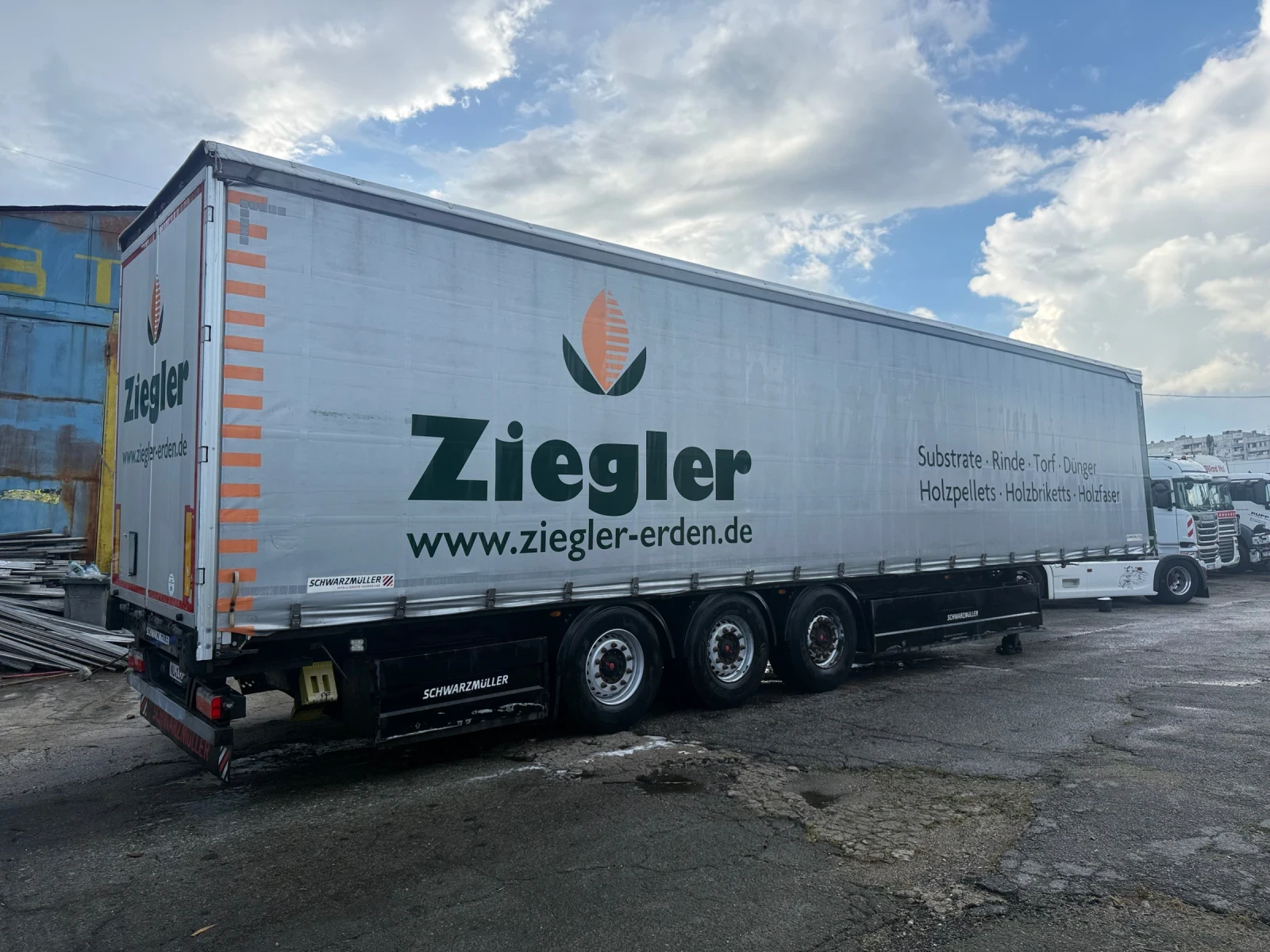 Полуремарке Schwarzmuller J-SERIE, снимка 3 - Ремаркета - 55046956