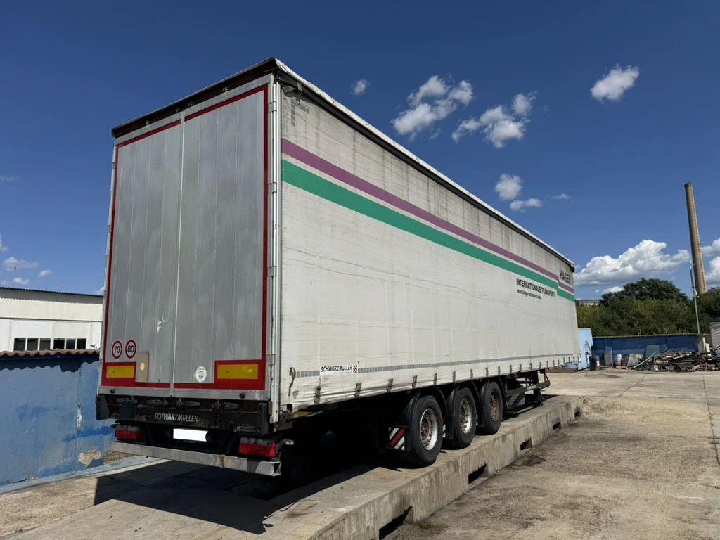 Полуремарке Schwarzmuller J serie, снимка 2 - Ремаркета - 55996639
