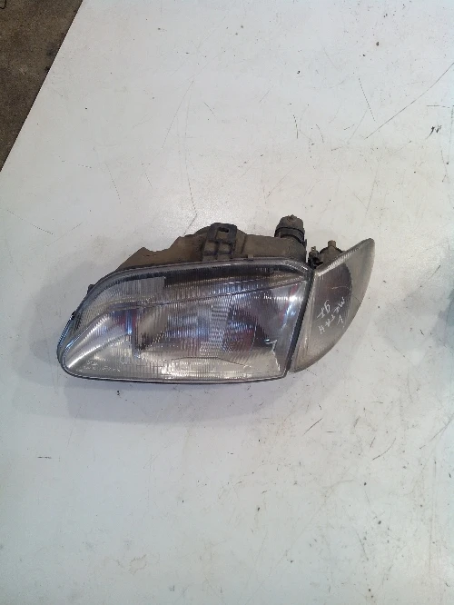 Ляв фар за Рено Меган