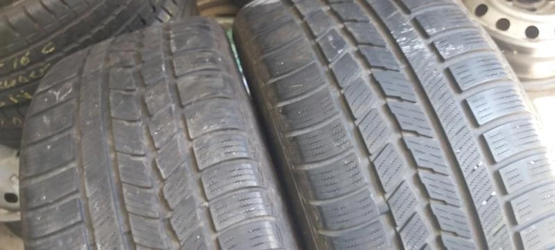 Гуми Зимни 255/40R19, снимка 2 - Гуми и джанти - 33539808