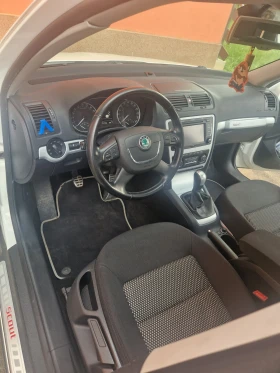 Skoda Octavia Скаут, снимка 13
