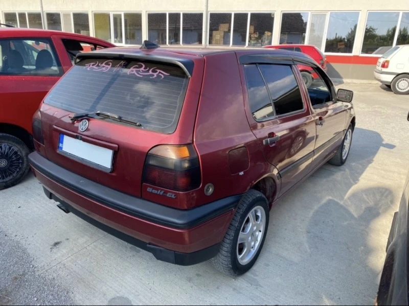 VW Golf, снимка 3 - Автомобили и джипове - 46645434