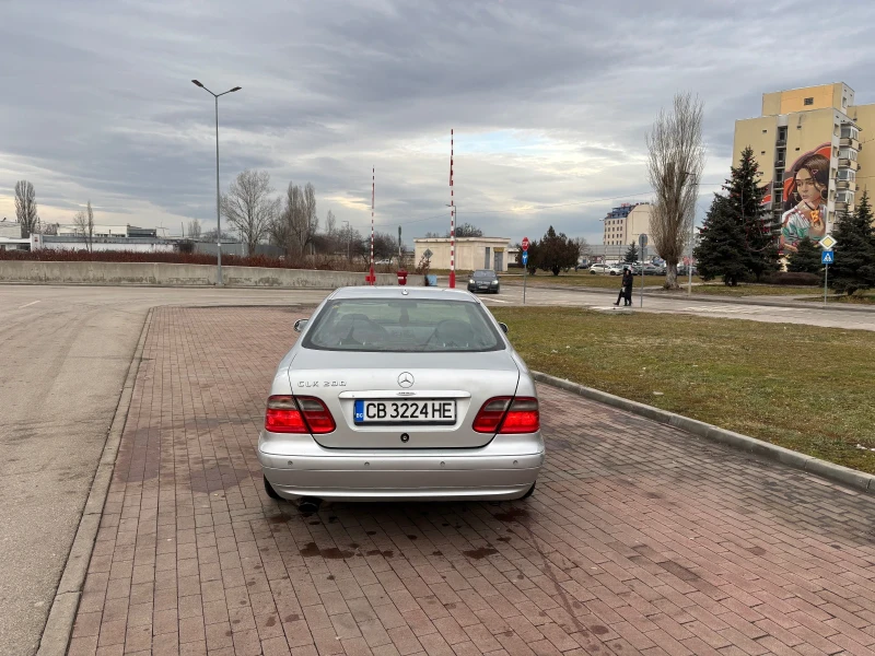 Mercedes-Benz CLK 200 kompressor , снимка 3 - Автомобили и джипове - 48539011