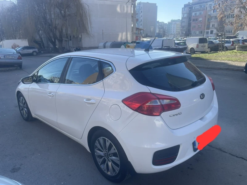 Kia Ceed, снимка 16 - Автомобили и джипове - 49167102