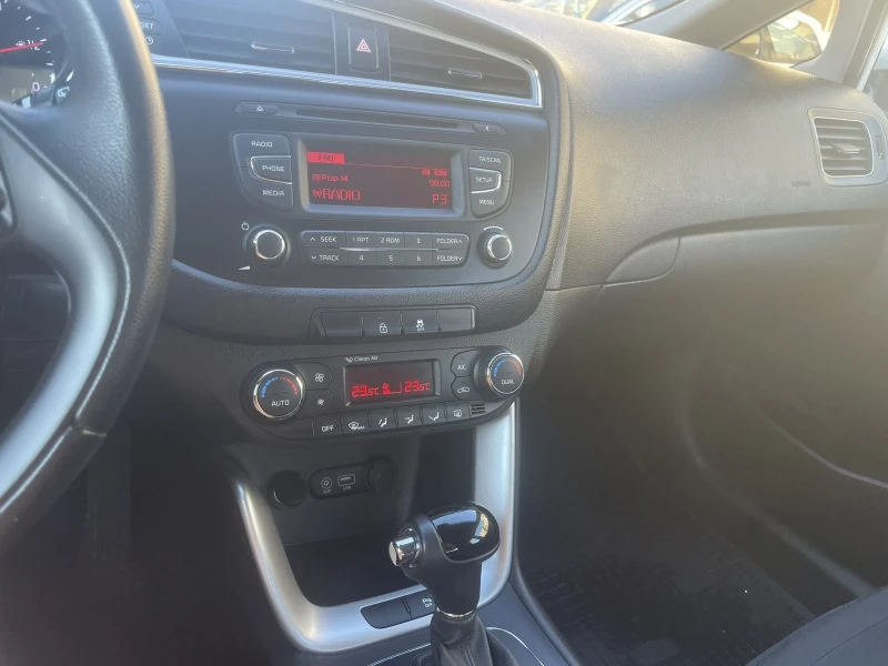 Kia Ceed, снимка 12 - Автомобили и джипове - 49167102