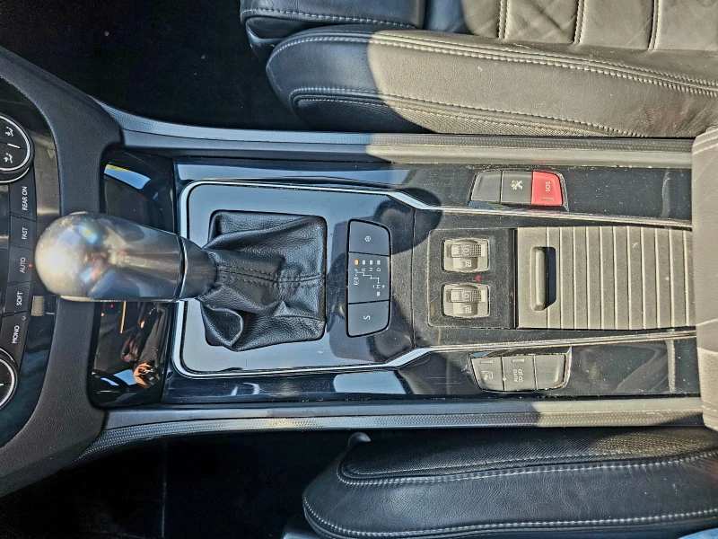 Peugeot 508 2.0 180 коня. Всички възможни екстри, снимка 14 - Автомобили и джипове - 51141758