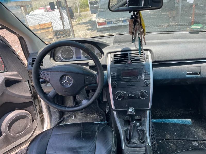 Mercedes-Benz B 200, снимка 6 - Автомобили и джипове - 50634459