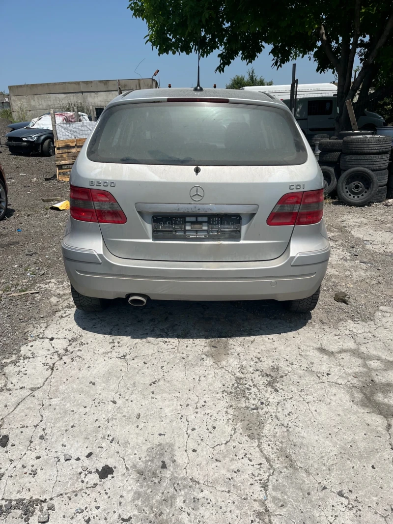 Mercedes-Benz B 200, снимка 4 - Автомобили и джипове - 50634459