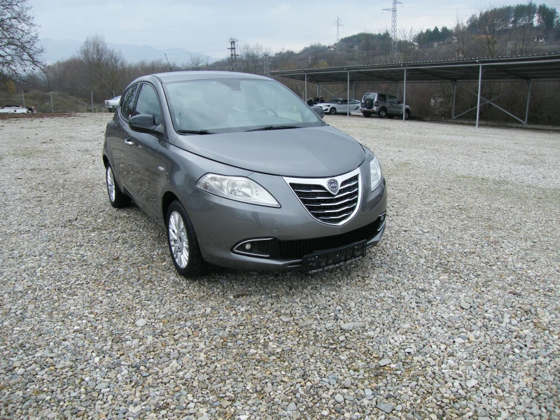 Lancia Ypsilon 1.2i EURO 6B GAZ инжекцион, снимка 2 - Автомобили и джипове - 52717746
