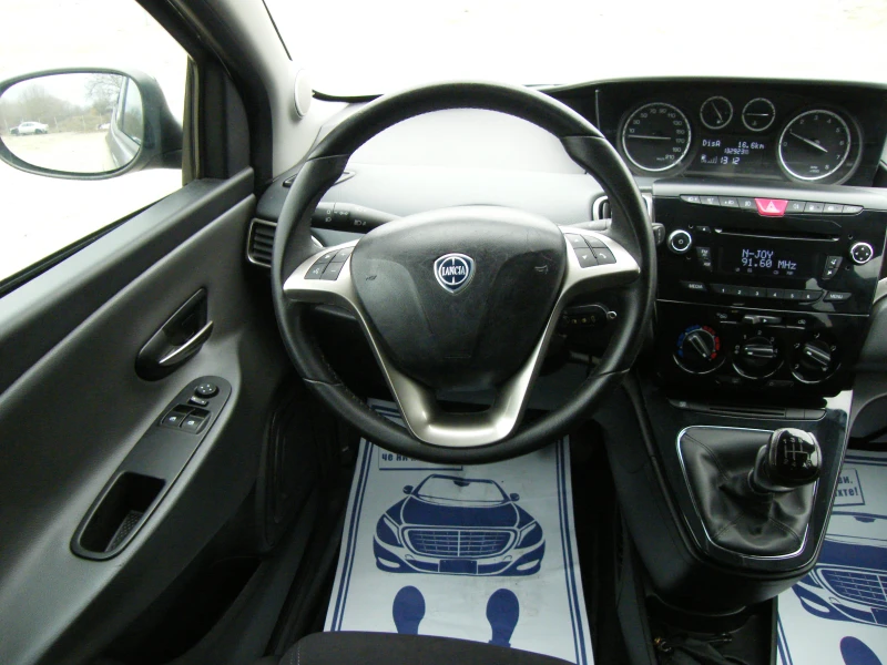 Lancia Ypsilon 1.2i EURO 6B GAZ инжекцион, снимка 10 - Автомобили и джипове - 52717746
