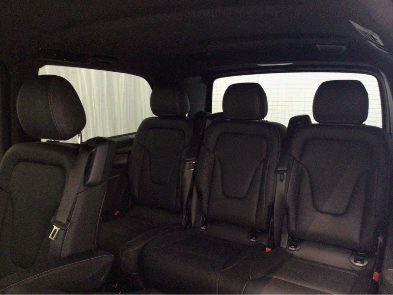 Mercedes-Benz V 300 d/AMG/4MATIC/LONG/AVANTGARDE/BURM/360/, снимка 11 - Автомобили и джипове - 52874162