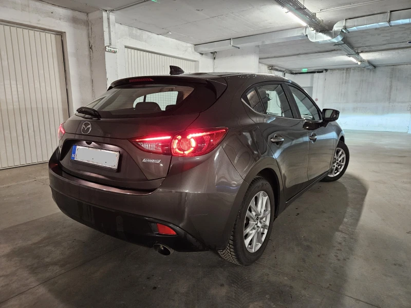 Mazda 3 Гаражна, снимка 6 - Автомобили и джипове - 53204386