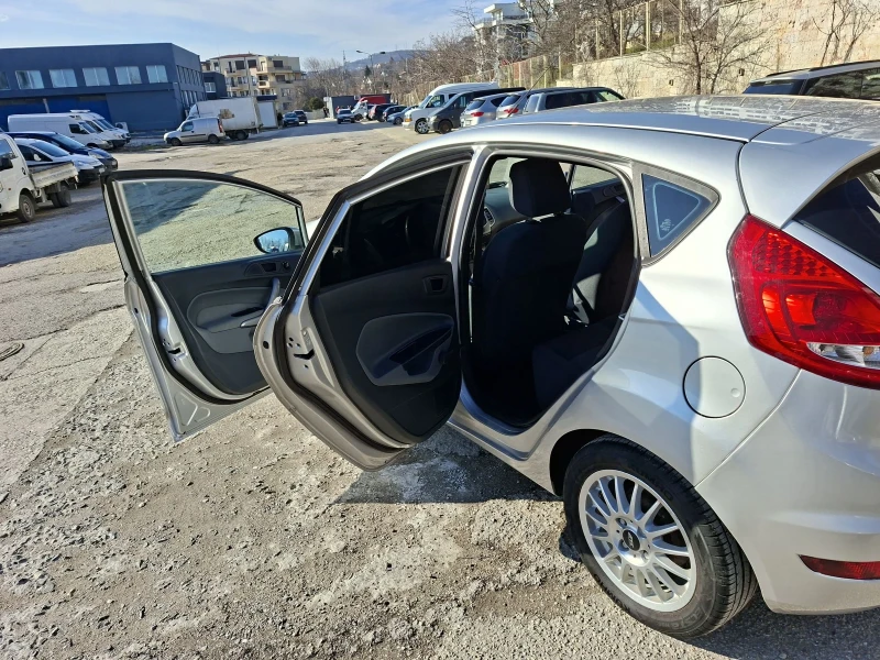 Ford Fiesta, снимка 14 - Автомобили и джипове - 53476212