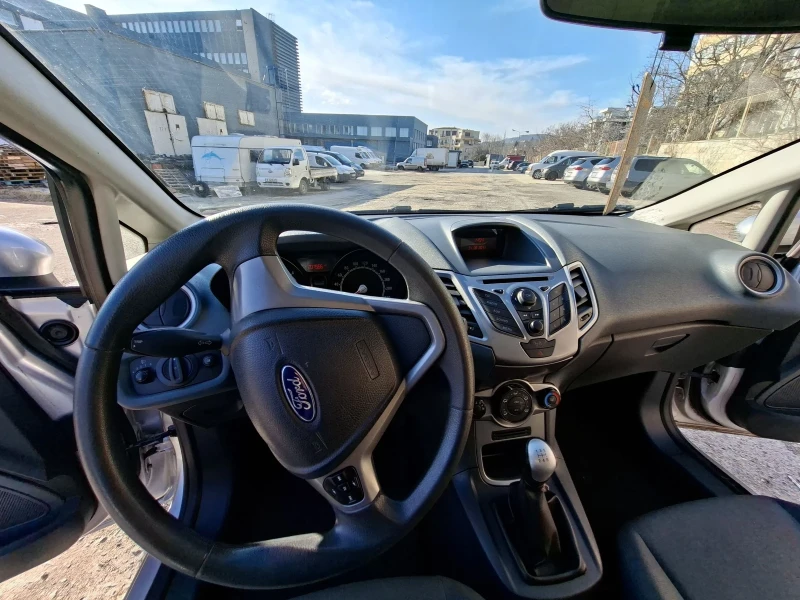 Ford Fiesta, снимка 15 - Автомобили и джипове - 53476212