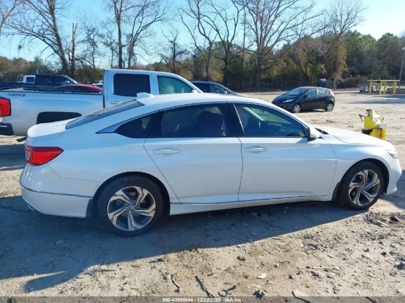 Honda Accord 1.5l Ex, снимка 13 - Автомобили и джипове - 53477783