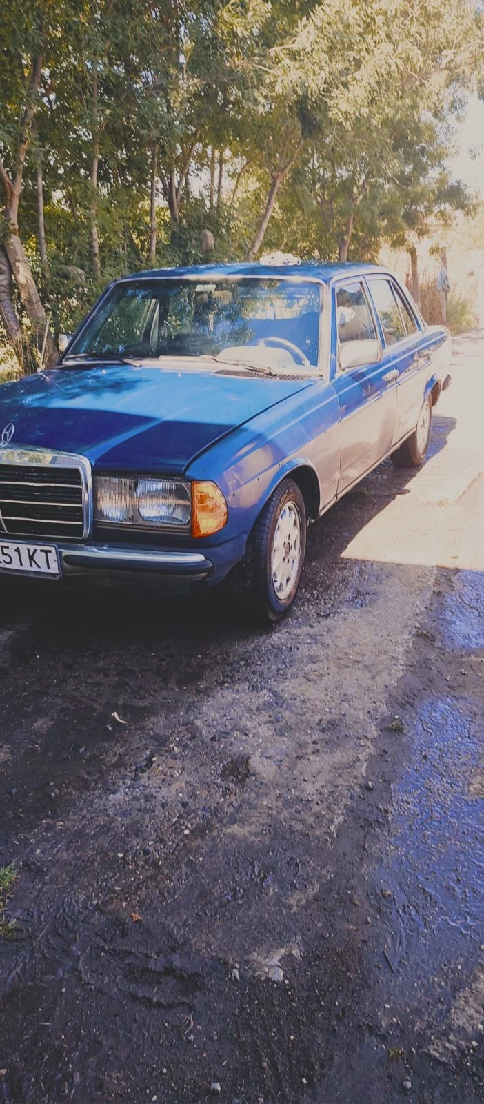 Mercedes-Benz 123 3000, снимка 1 - Автомобили и джипове - 47059558