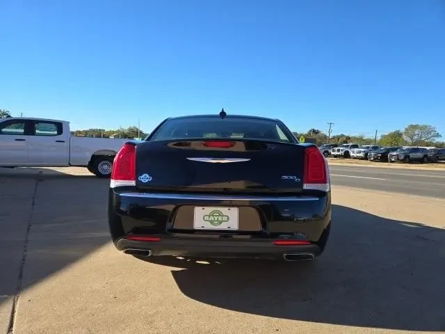 Chrysler 300c  - изображение 6