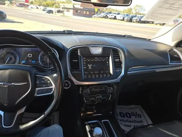 Chrysler 300c  - изображение 9