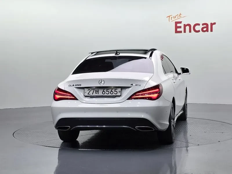 Mercedes-Benz CLA 250 САМО 30% АВАНС, снимка 8 - Автомобили и джипове - 55735102