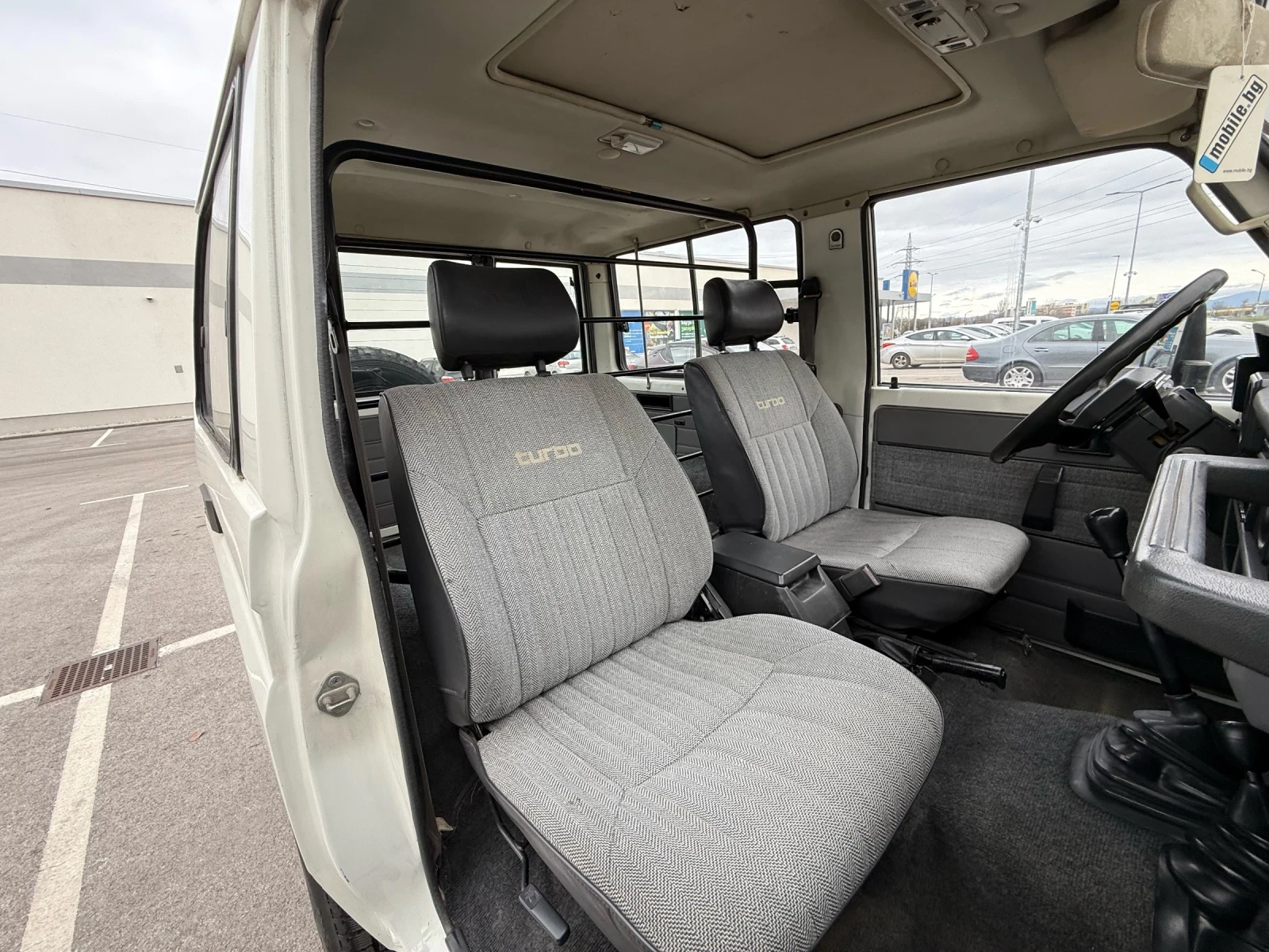 Toyota Land cruiser 2.4 TURBO , снимка 8 - Автомобили и джипове - 34702957