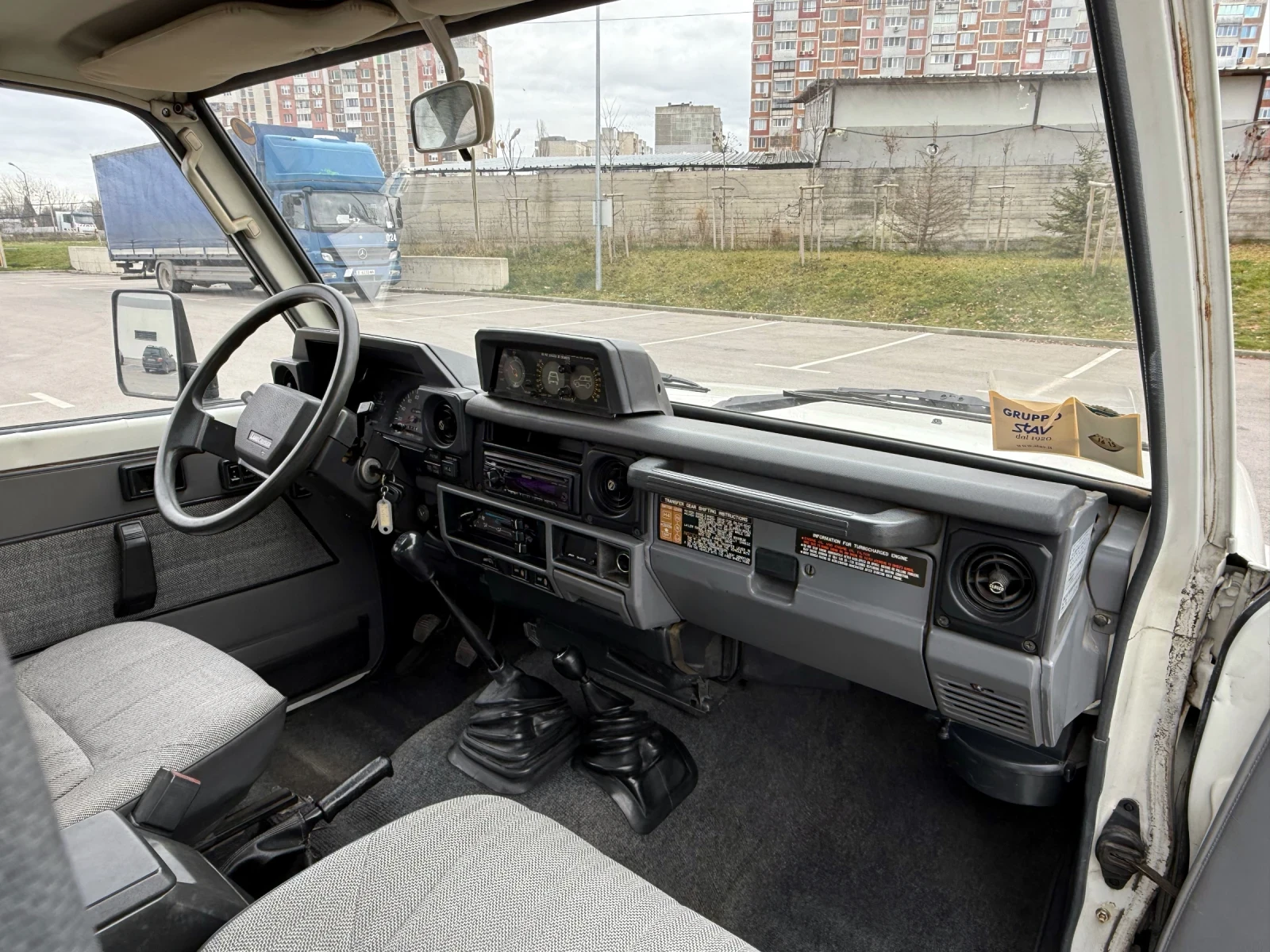 Toyota Land cruiser 2.4 TURBO , снимка 12 - Автомобили и джипове - 34702957