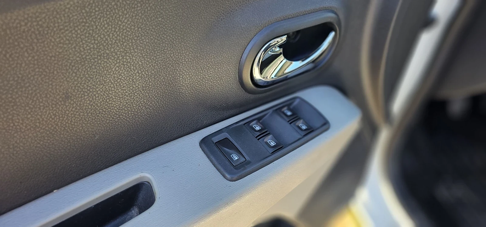 Dacia Lodgy 1.6i+ .-  *  | Mobile.bg   12