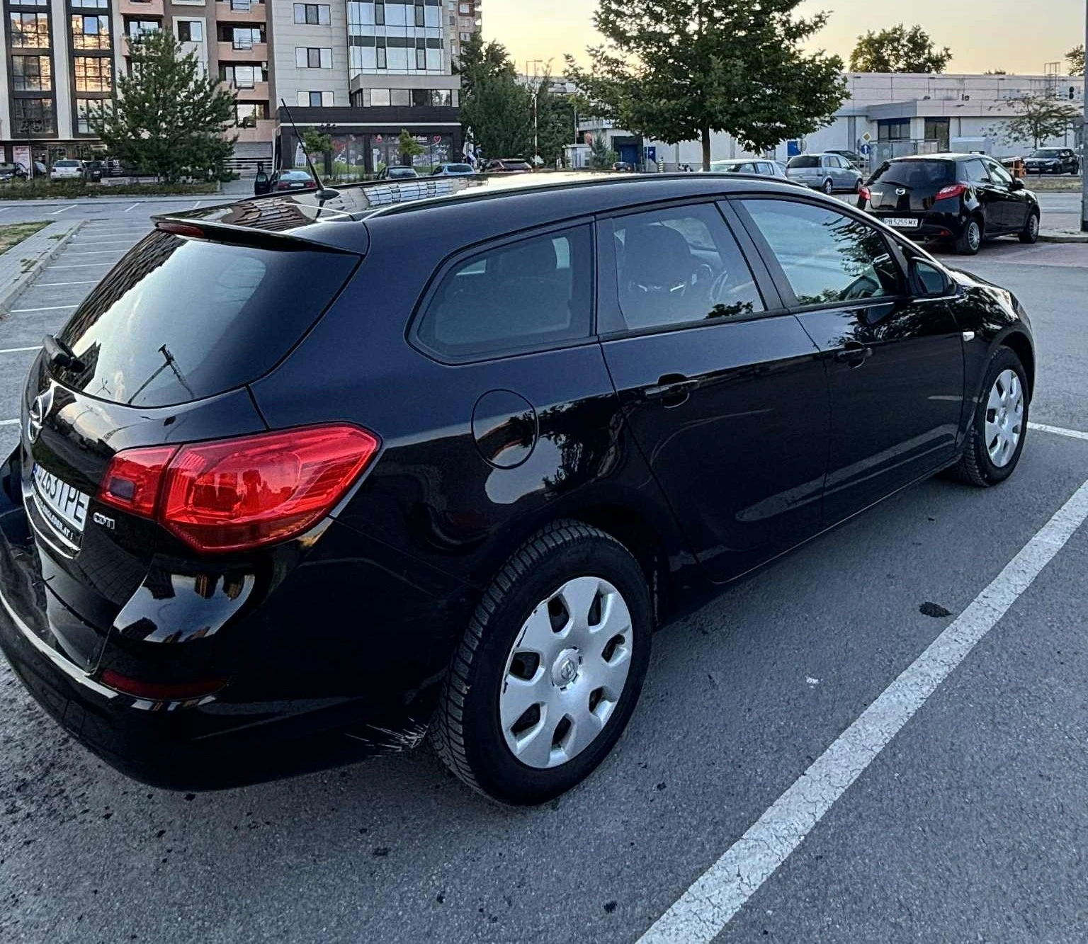 Opel Astra 1.7 CDTI SPORTS TOURER - изображение 4