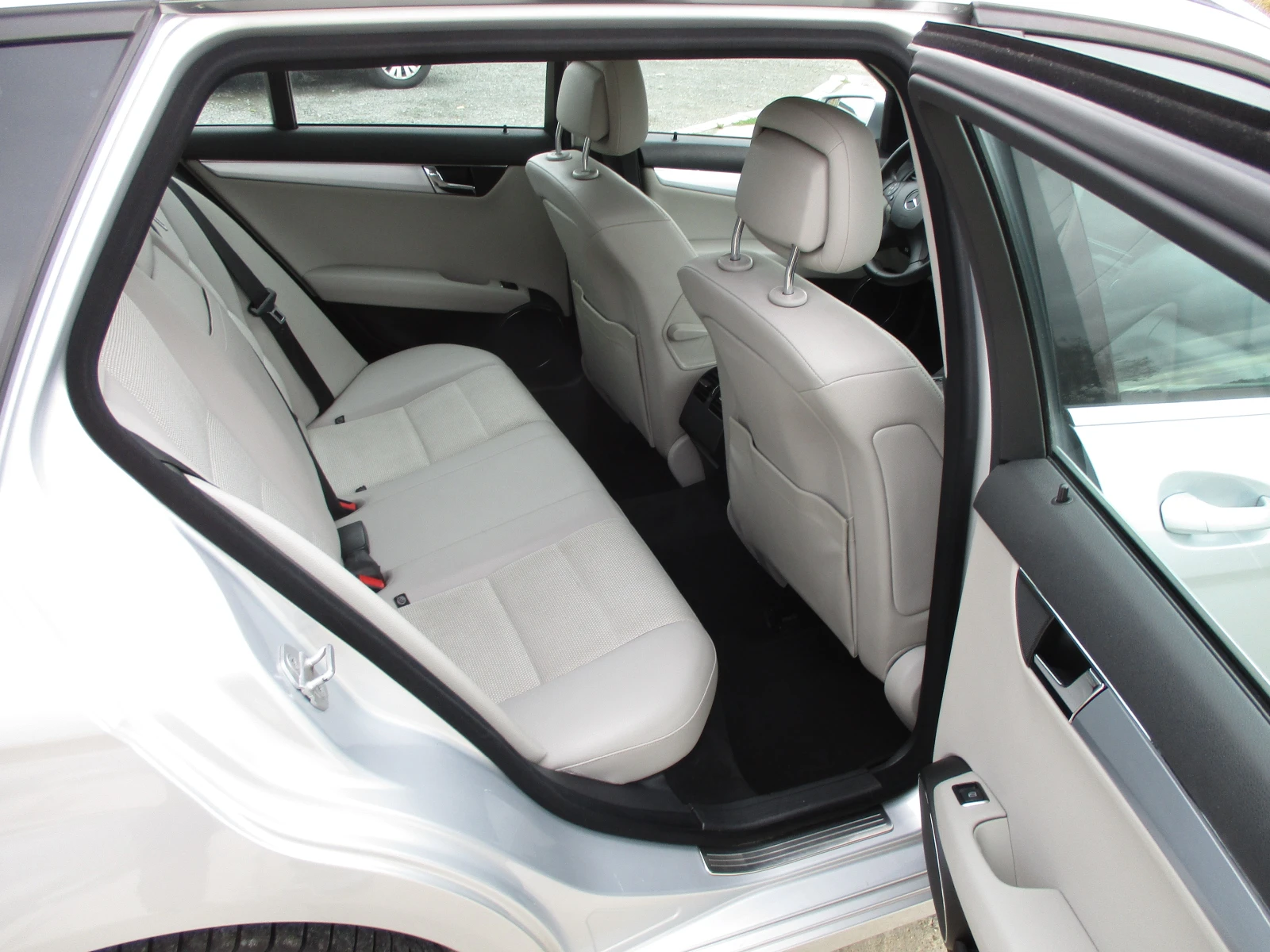 Mercedes-Benz C 200 2.2//136.// / | Mobile.bg   15