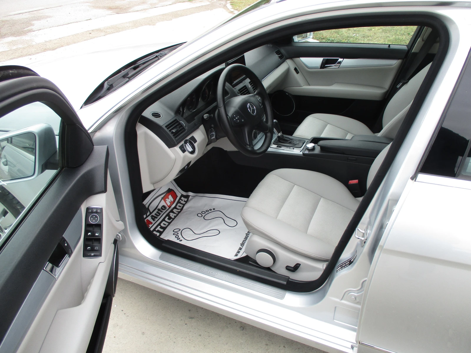 Mercedes-Benz C 200 2.2/ДИЗЕЛ/136кс./АВТОМАТИК/КАТО НОВА/ - изображение 9